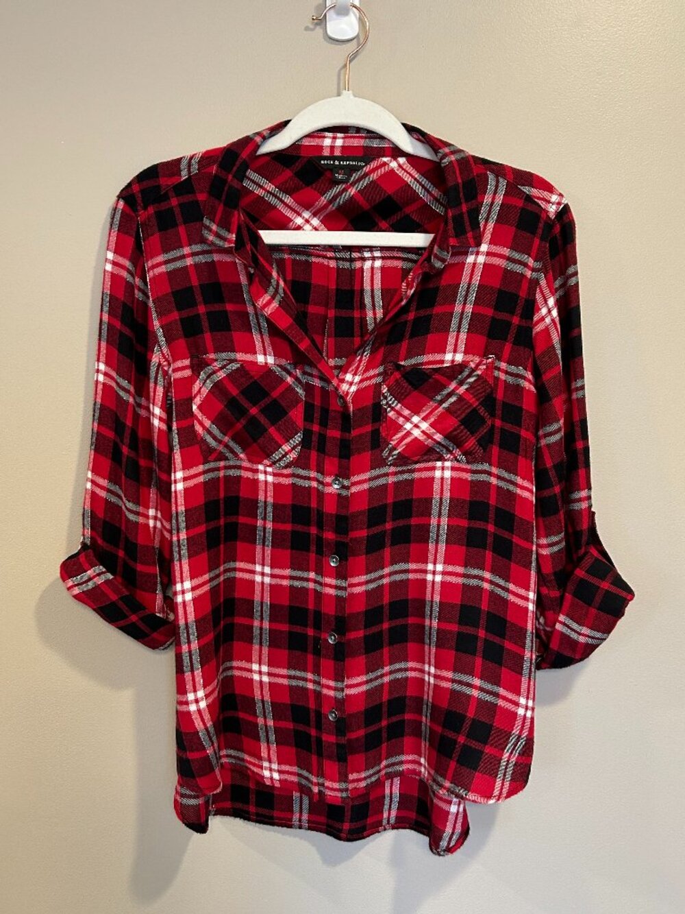 Rock & Republic Red Black Plaid Flannel Button Down Shirt Silver Shimmer Medium